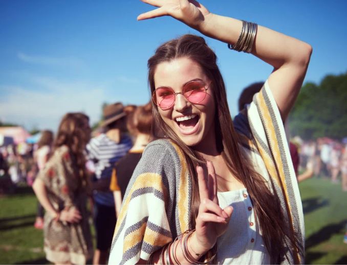 Festival Essentials 2025: Top 4 Must-haves für dein perfektes Festivalerlebnis mit Ringana
